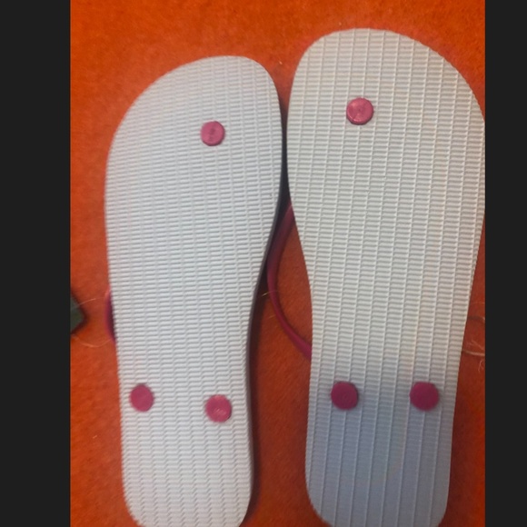 Freak Flops colourful flip flops sandals with flowers and pineapples NWT - Picture 5 of 6